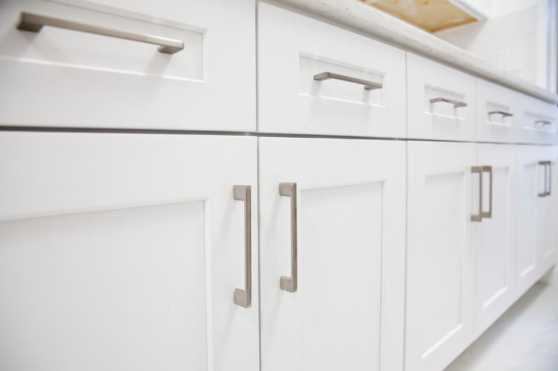 White Kitchen Cabinets